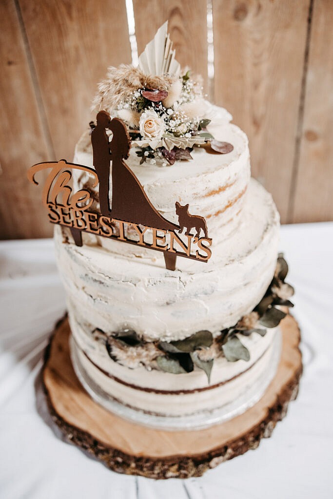 Hochzeitstorte bei einer Hochzeit im Gutshof Szilagyi 