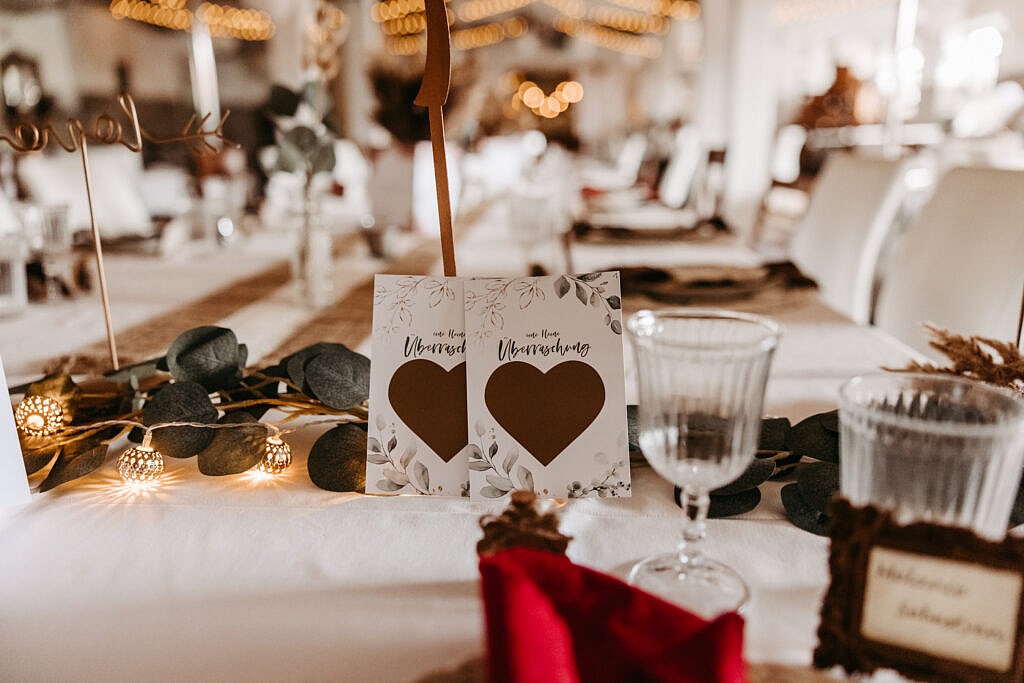 Detailaufnahme von der Dekoration bei Hochzeit im Gutshof Szilagyi 